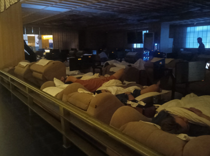 夜上海：洗浴中心和酒店，你更愿意选择哪里？