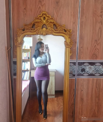 夜上海风情的女人