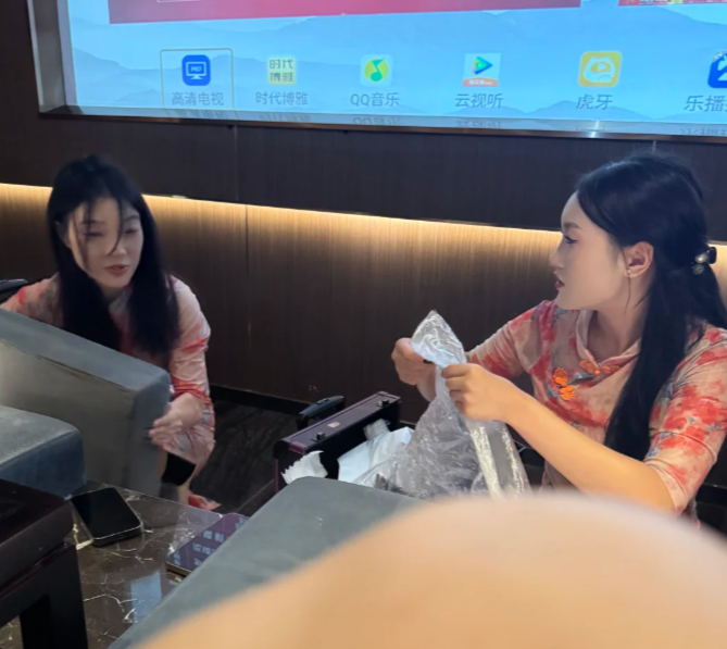足疗养生:新员工入职如何和老员工关系融合?