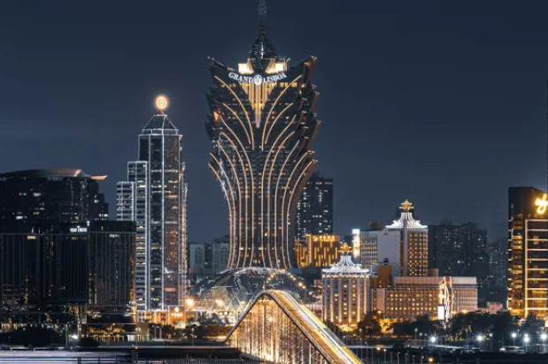 当经济低迷时，娱乐业却愈发泛滥